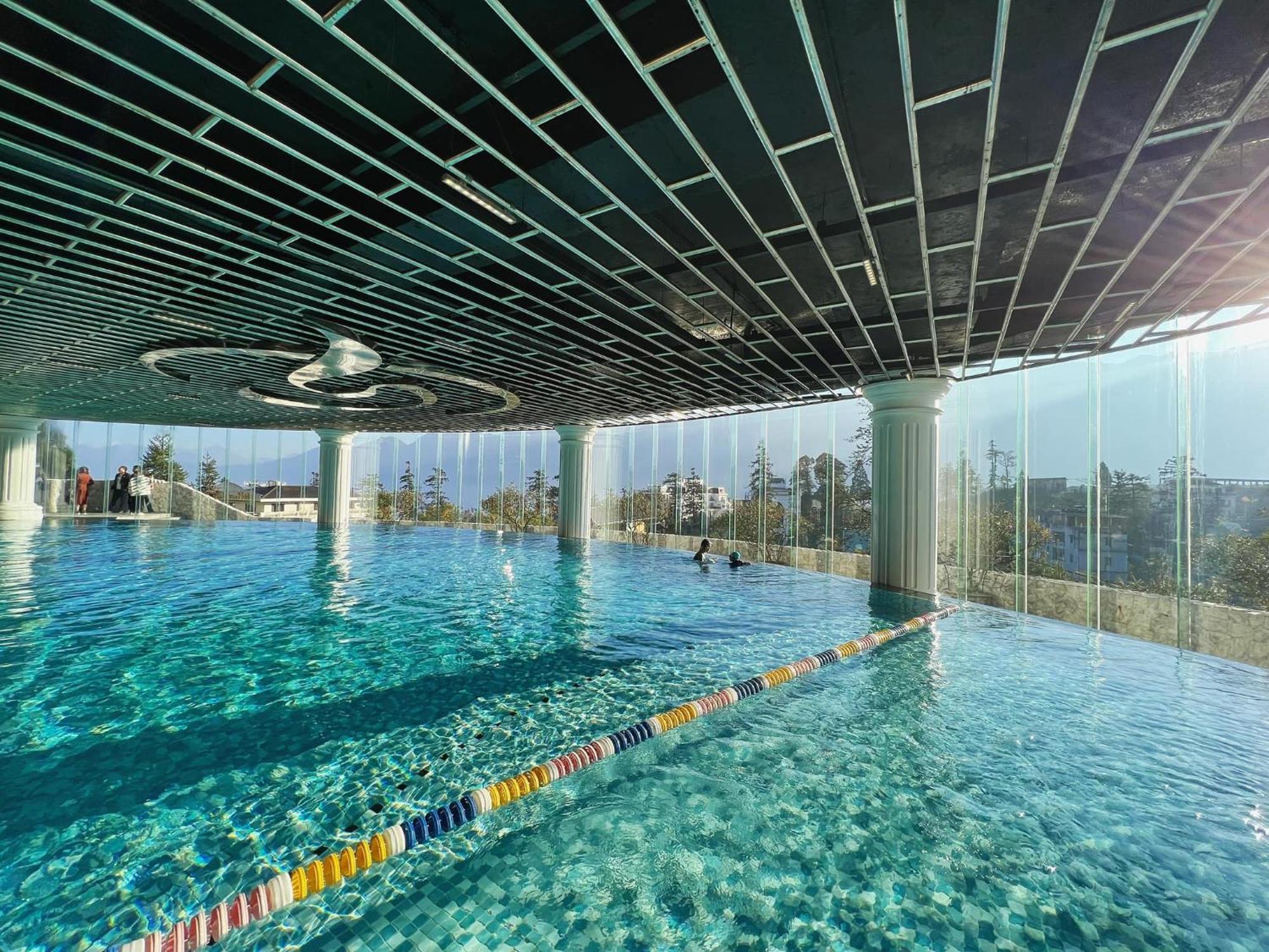 Silk Path Grand Sapa Resort & Spa Dış mekan fotoğraf The swimming pool