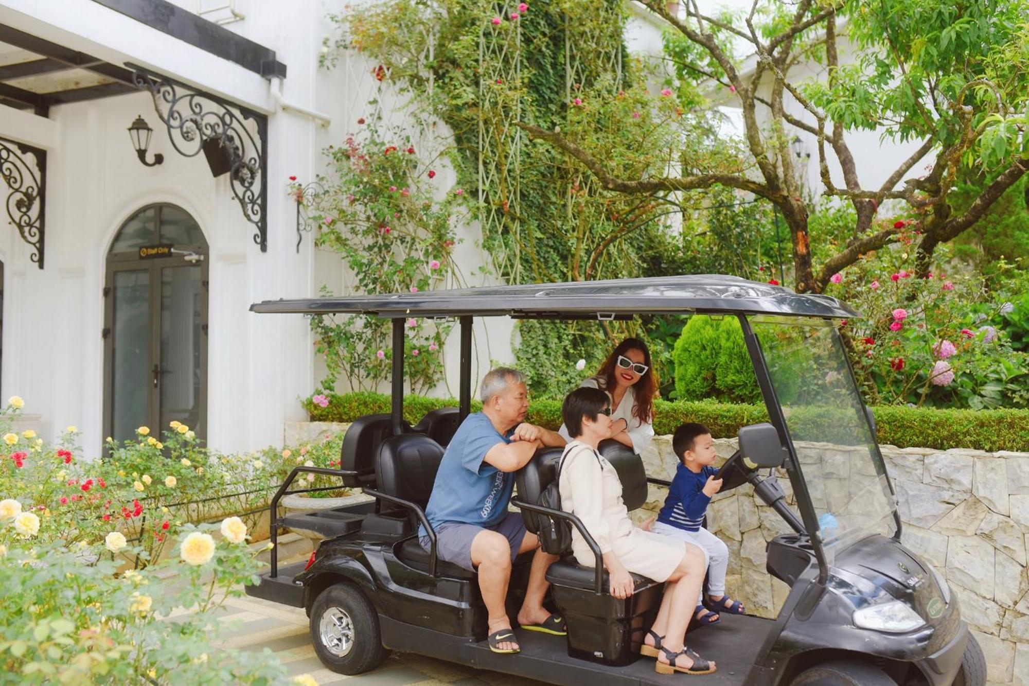 Silk Path Grand Sapa Resort & Spa Dış mekan fotoğraf Club Car Villager