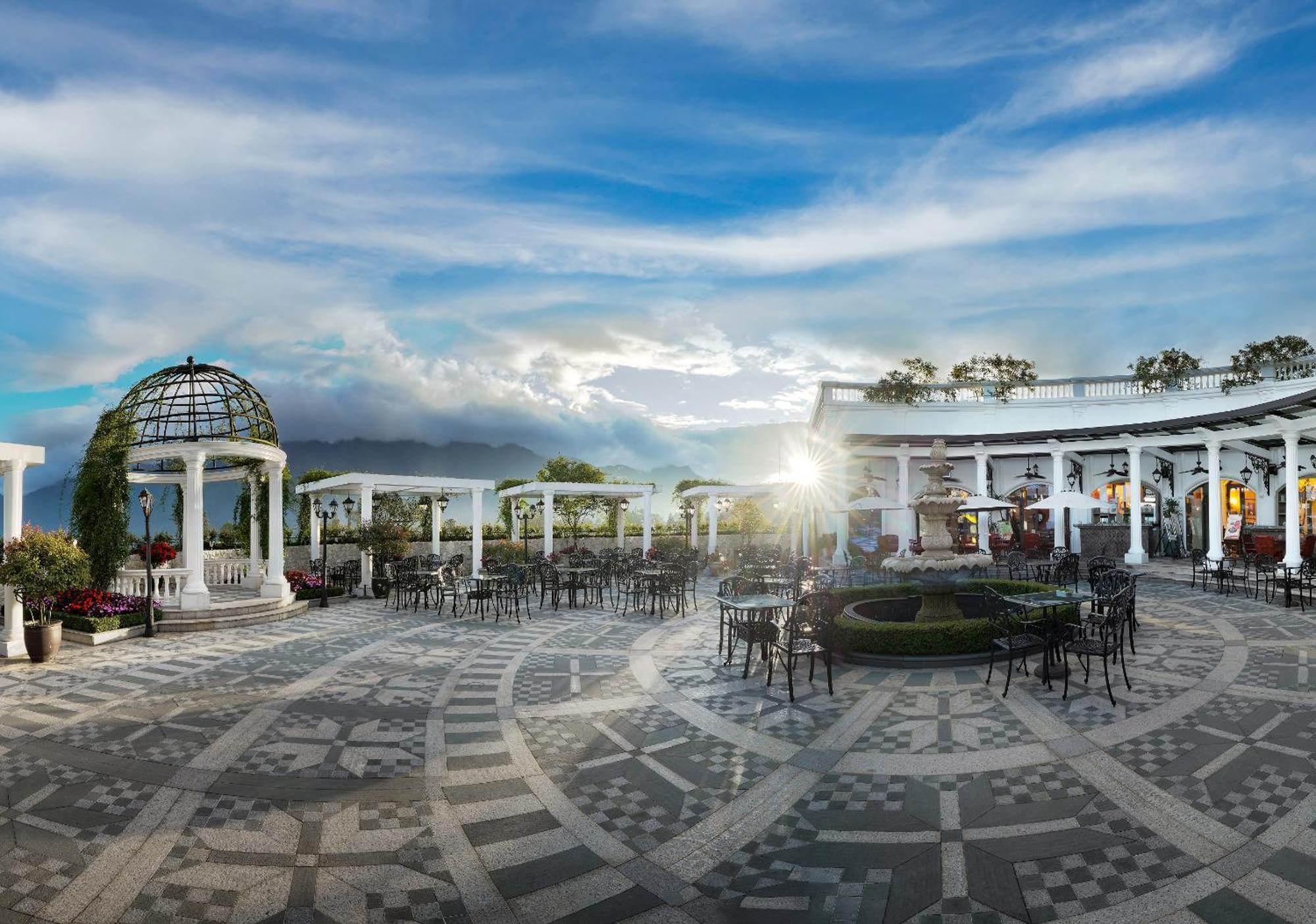 Silk Path Grand Sapa Resort & Spa Dış mekan fotoğraf The Sky Garden