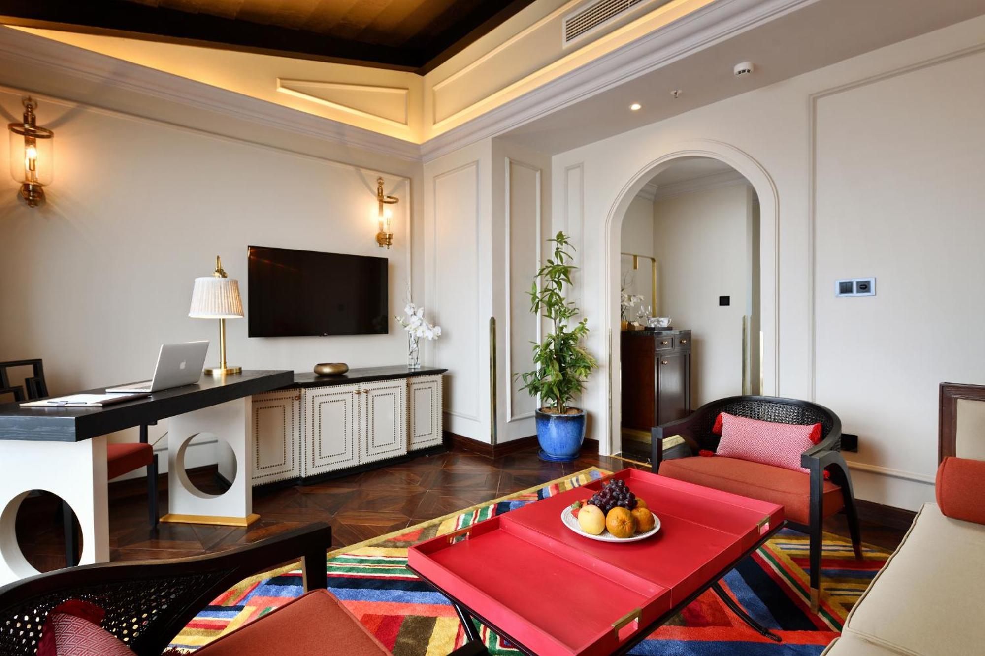 Silk Path Grand Sapa Resort & Spa Dış mekan fotoğraf A suite at the hotel